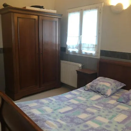 בית נופש Maisonnette Plein Pied - 2km De La