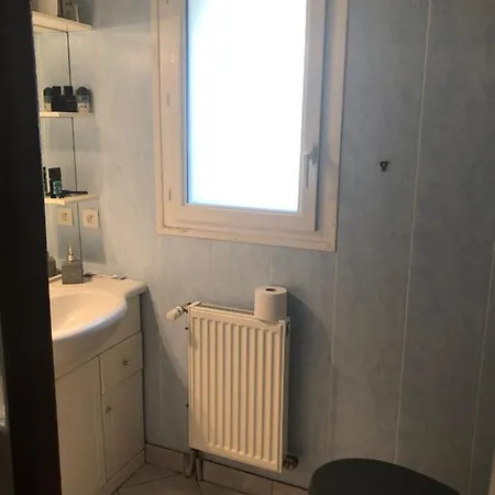 Holiday home Maisonnette Plein Pied - 2km De La